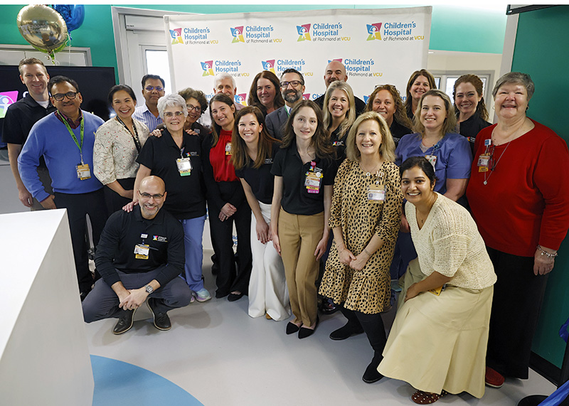Members of the CHoR NICU team celebrate the new NICU in the Children's Tower