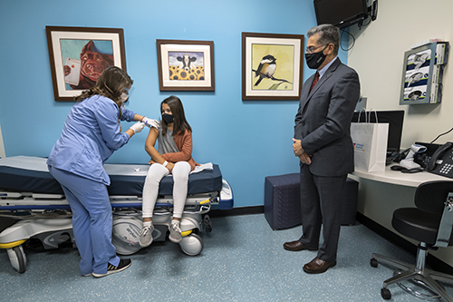 Abby Avula receives her COVID-19 vaccine
